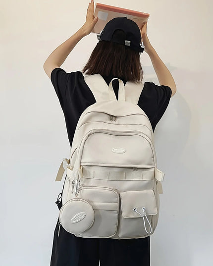 Schulrucksack mit viel Platz fuer die Schule