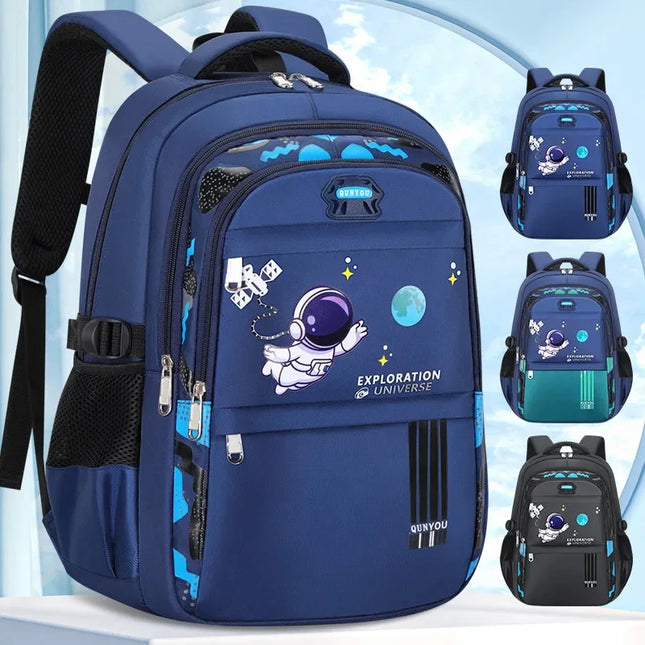 Schulrucksack fuer Jungen Astronaut Motiv
