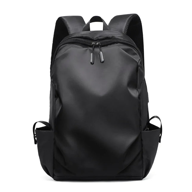 Schulrucksack mit USB-Port Schwarz