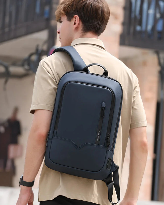 Laptop Rucksack 15,6 Zoll mit USB-Anschluss