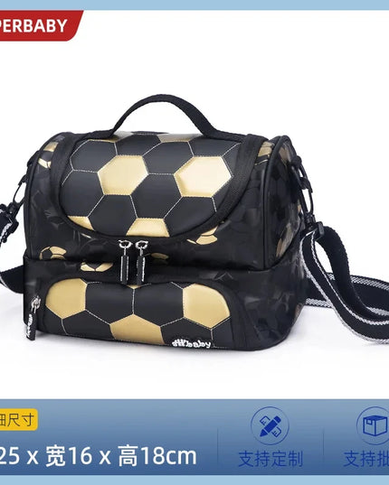 Schulrucksack fuer Jungen mit Fussball-Motiv