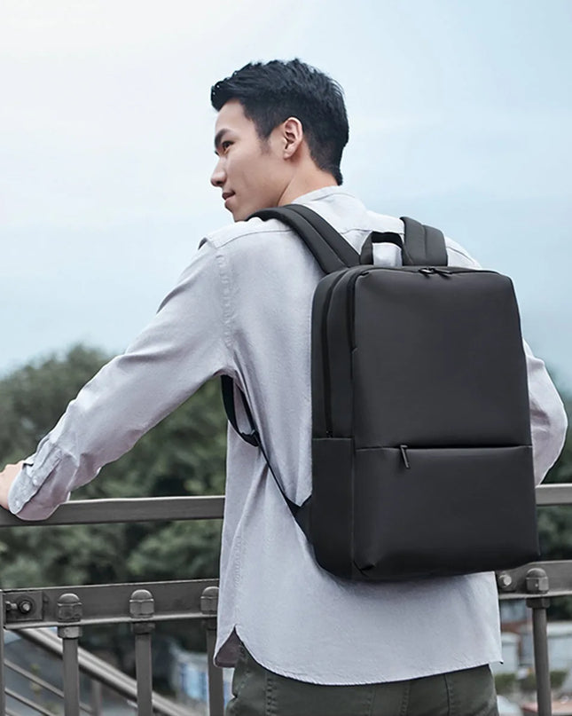 Business Rucksack 18L mit Laptopfach