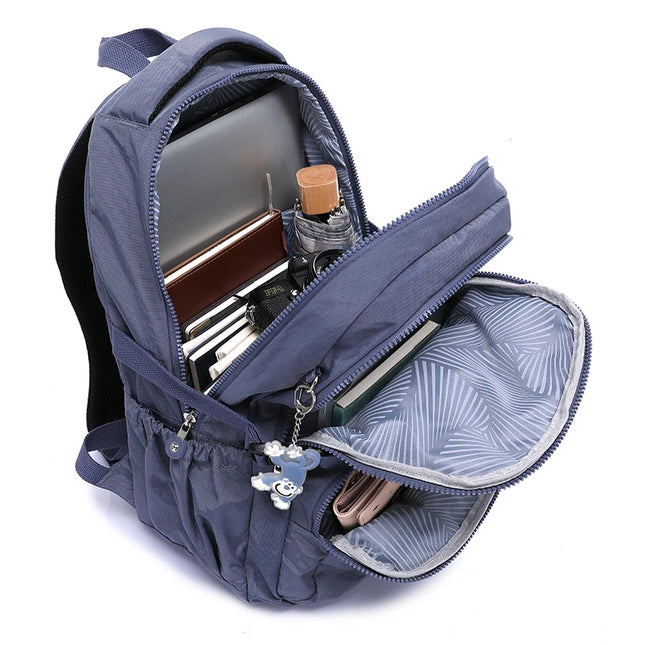 Grosser Reiserucksack fuer Schule & Uni