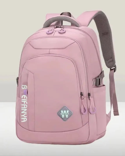 Leichter Schulrucksack mit Rueckenpolster